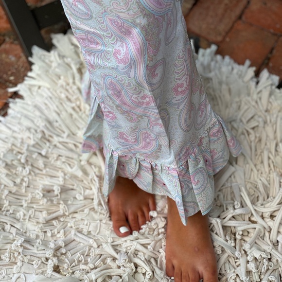 Bottoms Up ~ Ruffle Bottom Pjs ~ Pretty Pajamas - Picture 3 of 6